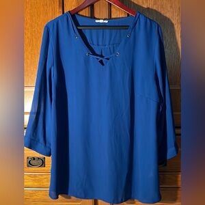 Maurice’s V-neck Crisscross Lace Up Grommet Flowy Tunic Top Lightweight Office